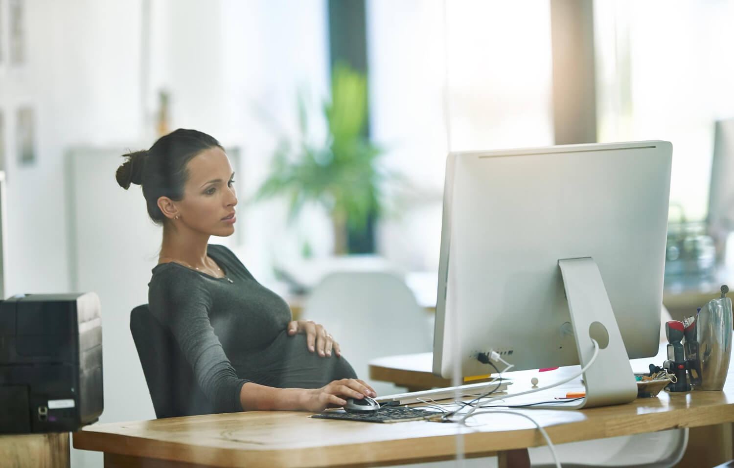 Gestante no Trabalho Conheça seus Direitos